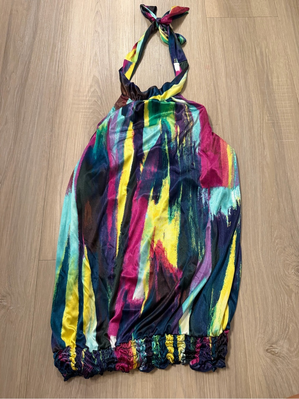 A buyer )Size M)